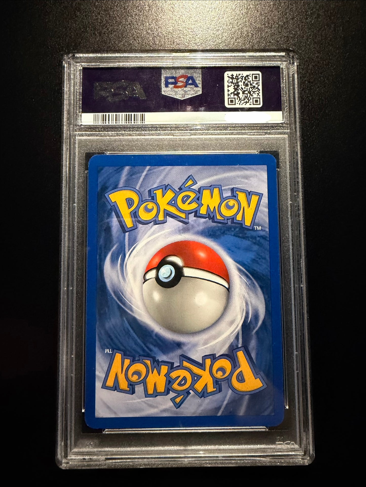 Pokémon Graded Card: Charizard 4/102 Base Set 4th Print PSA 8